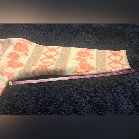 VTG Victorias Secret Country Pink Nordic Fleece 1/4 Zip Pullover Sweater L - Picture 6 of 7